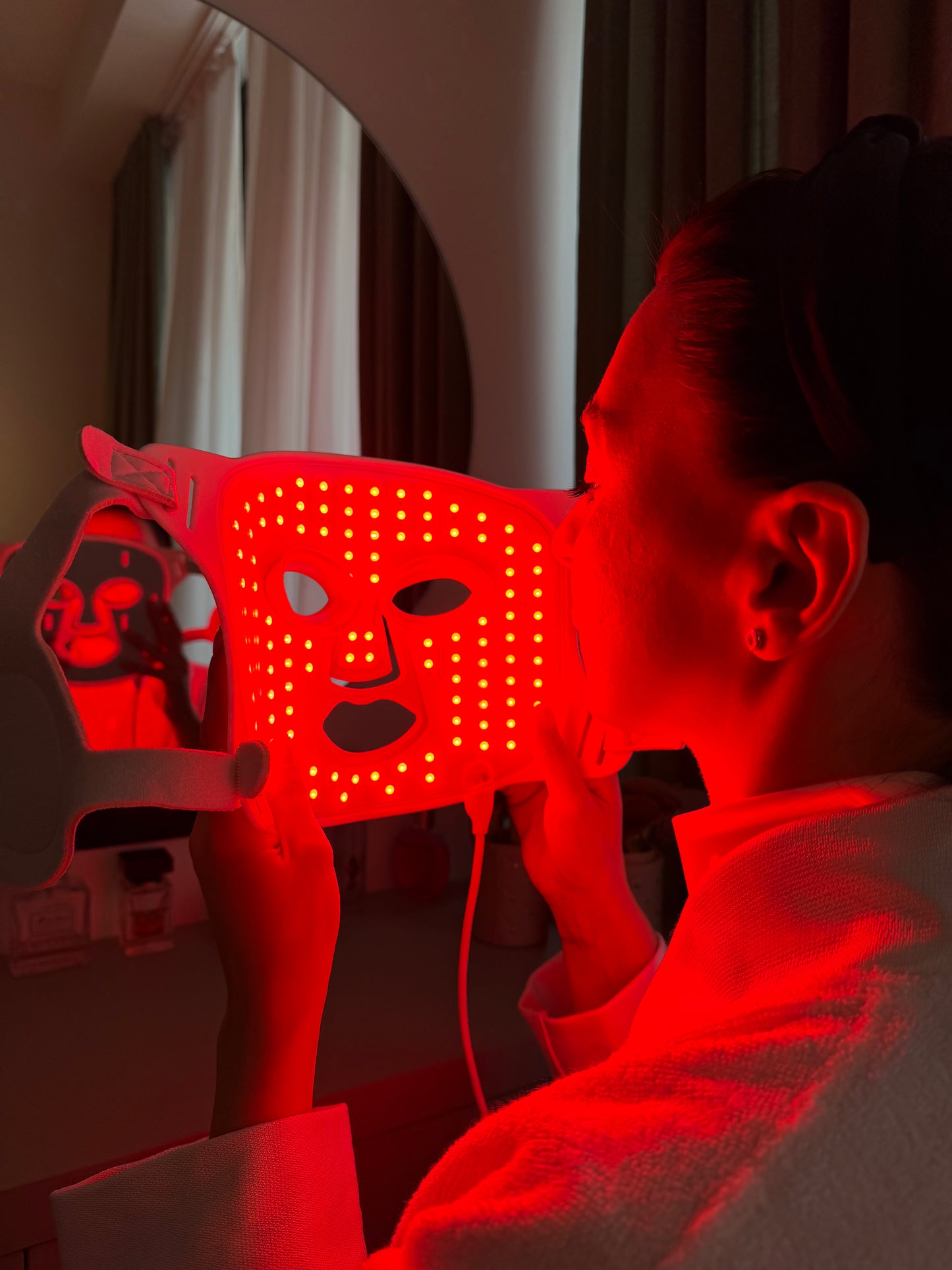 LED Light Therapy Mask | LED თერაპიის ნიღაბი